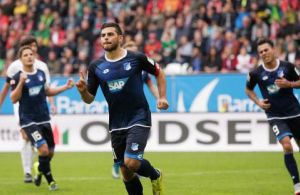 553x0-02153ec953404c40a0972ac845d3f73c