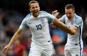 553x0-5c1d2f0fb064f4f6ccb9b6de25460d7c