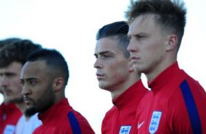 553x0-a2a7e9d71fa25fc29400344854d9035d